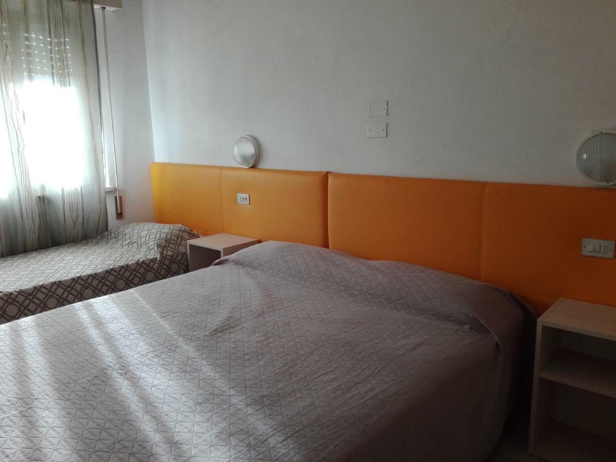 New Prophet Bed & Breakfast Cattolica Dış mekan fotoğraf